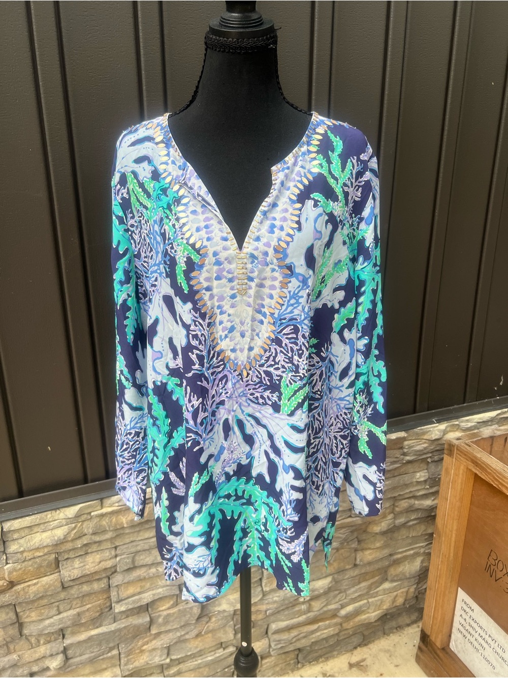 Lilly Pulitzer Navy, Aqua & Teal Printed V-Neck Top Sz L NWT
